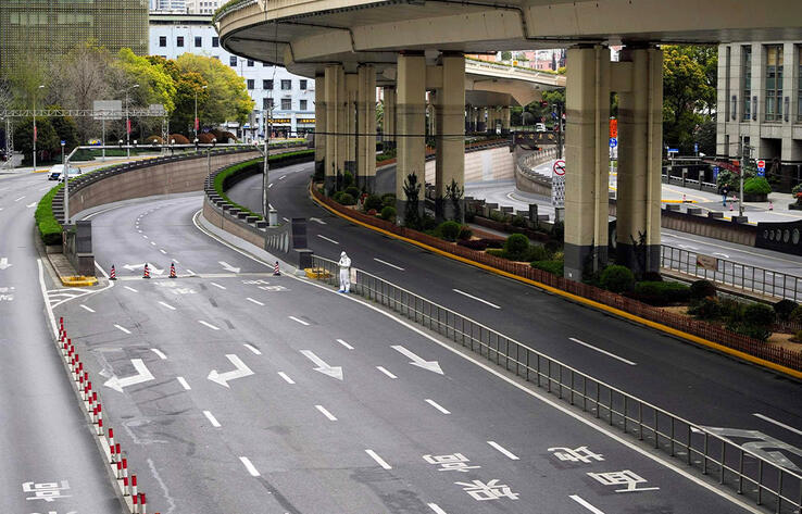 Shanghai Starts China’s Biggest COVID-19 Lockdown in 2 Years