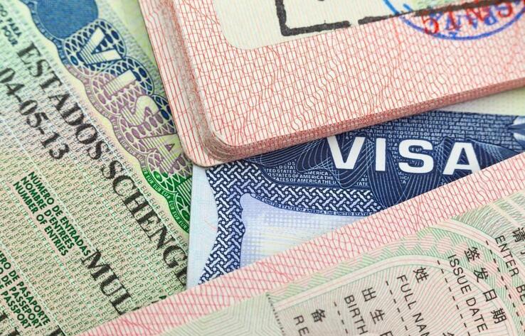 How many countries Kazakhstanis can visit without a visa