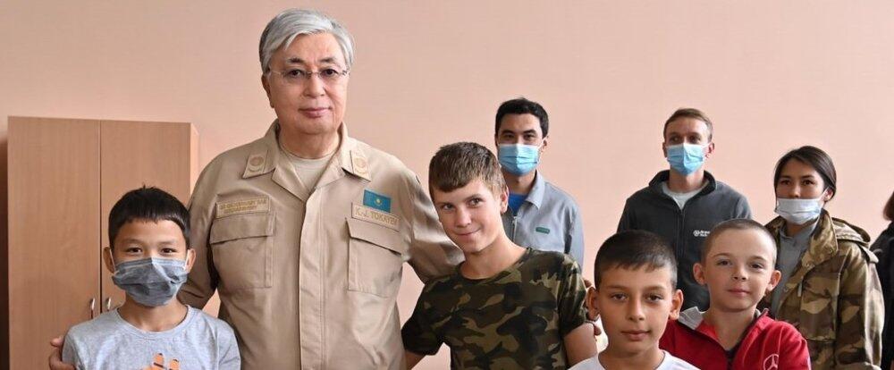 President Tokayev meets forest fire victims in Kostanay region. Images | ortcom.kz