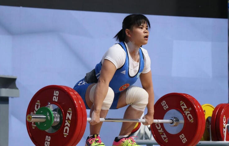 Kazakhstan’s Chinshanlo bags gold at Asian Weightlifting Championships