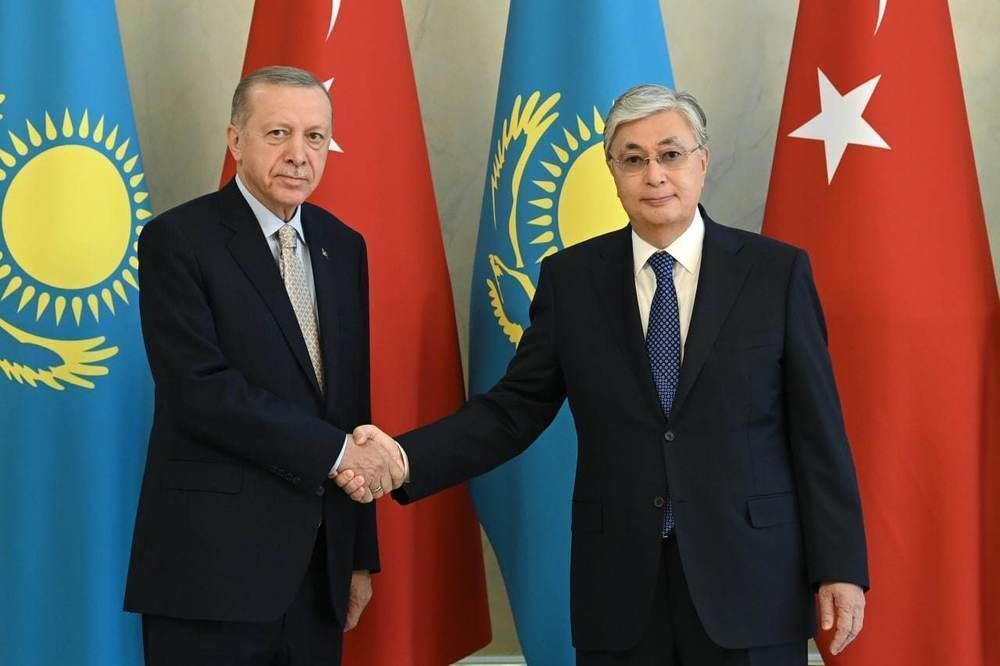 Tokayev, Erdoğan hold meeting in Akorda