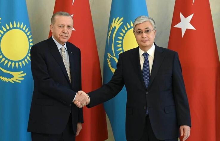 Tokayev, Erdoğan hold meeting in Akorda