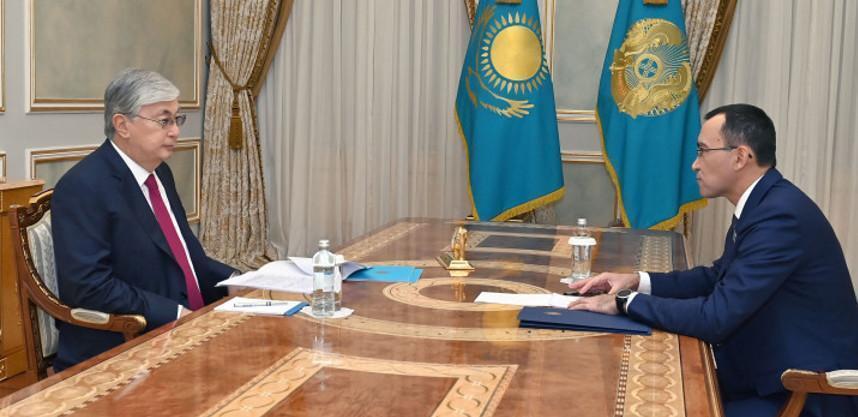 President Tokayev holds meeting with Senate Chairman Maulen Ashimbayev