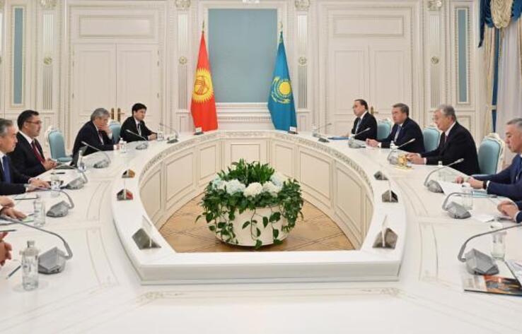 Kazakh, Kyrgyz Presidents hold meeting