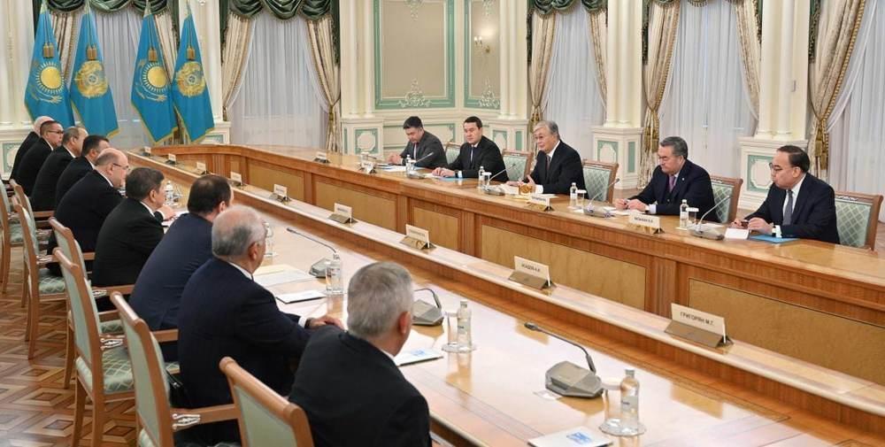 President holds meeting with CIS Heads of Government Council members