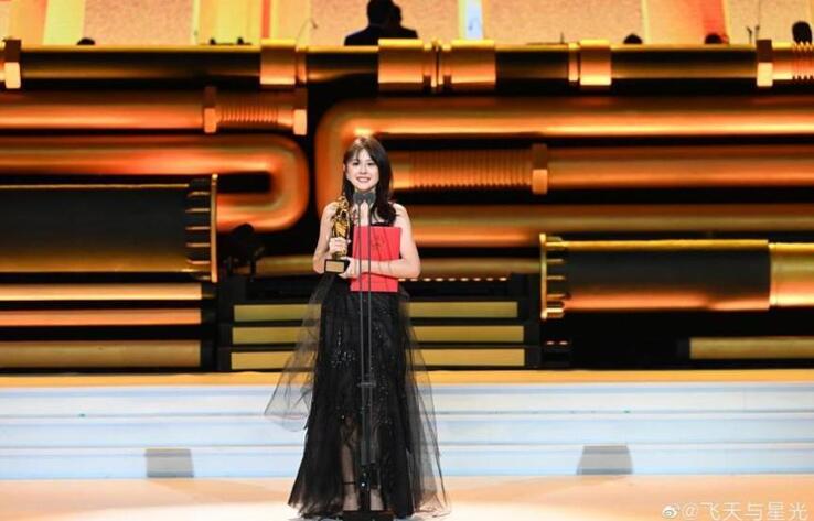 Chinese-born Kazakh actress wins Flying Apsaras Awards