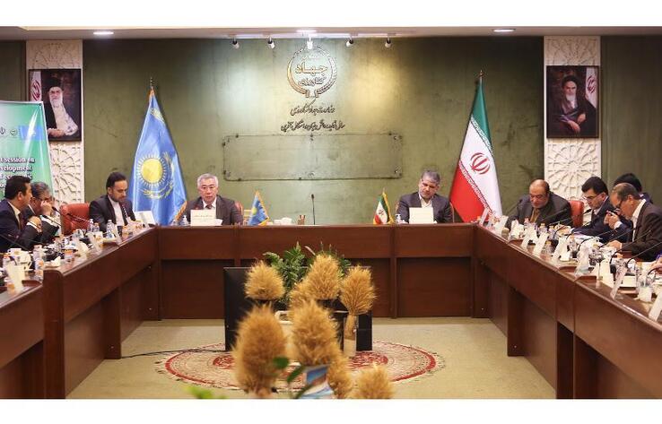 Kazakhstan and Iran sign memo to increase goods traffic up to 4 mln tons a year