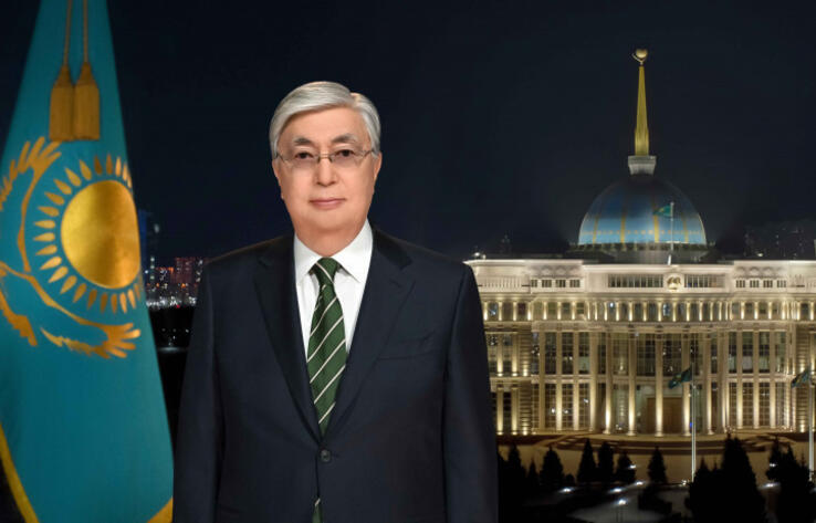 Kazakh President congratulates Kazakhstanis on New Year