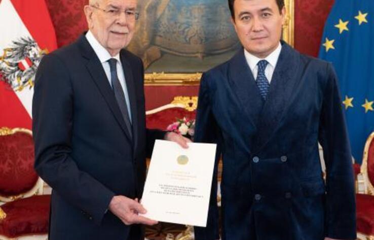 Kazakh Ambassador presents letters of credence to Federal President of Austria