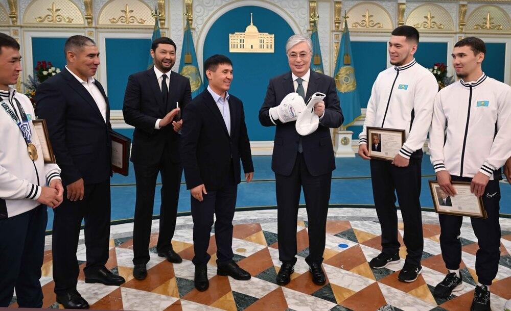 Tokayev received winners of World Boxing Championship. Images | Akorda