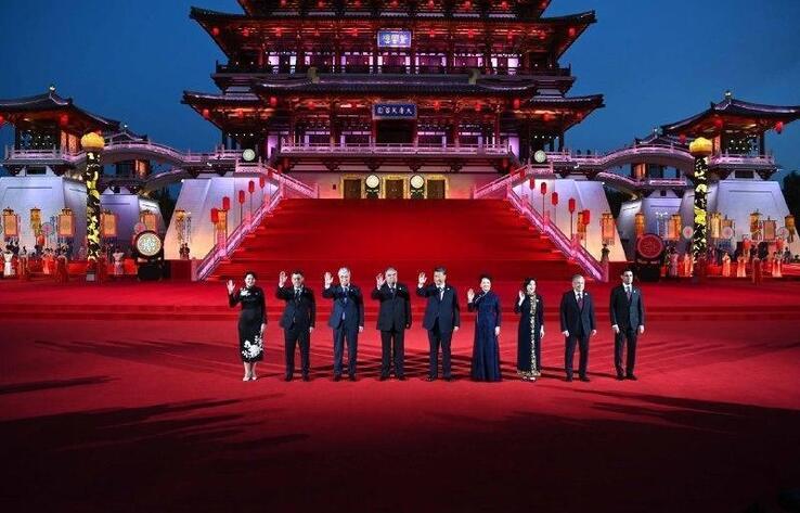 Official meeting of Heads of State participating in ‘CA-China’ Summit held in Xi’an