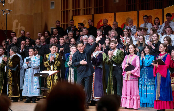 Audience in Poland sang along to Kazakh songs