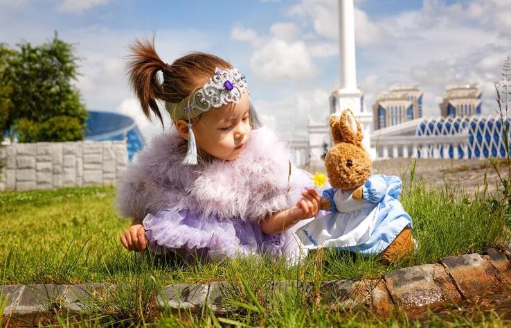 President congratulates Kazakhstanis on International Day for Protection of Children