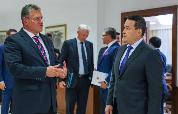 Kazakhstan interested in diversifying mutual trade with EU - PM Smailov