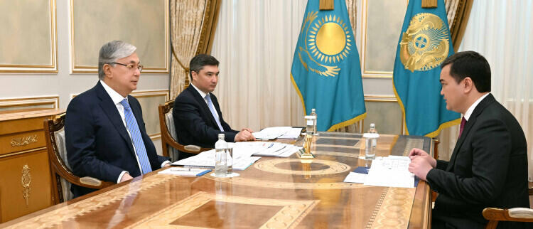 Tokayev meets with Astana Mayor Zhenis Kassymbek