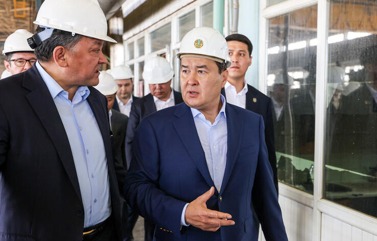 Alikhan Smailov inspects reconstruction work at Mangystau Nuclear Power Plant