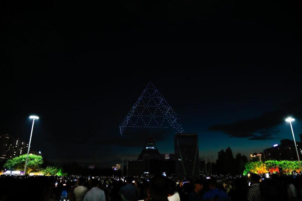 Drone show in Astana: more than 25 thousand people saw the performance in the sky. Images | akimat of Astana