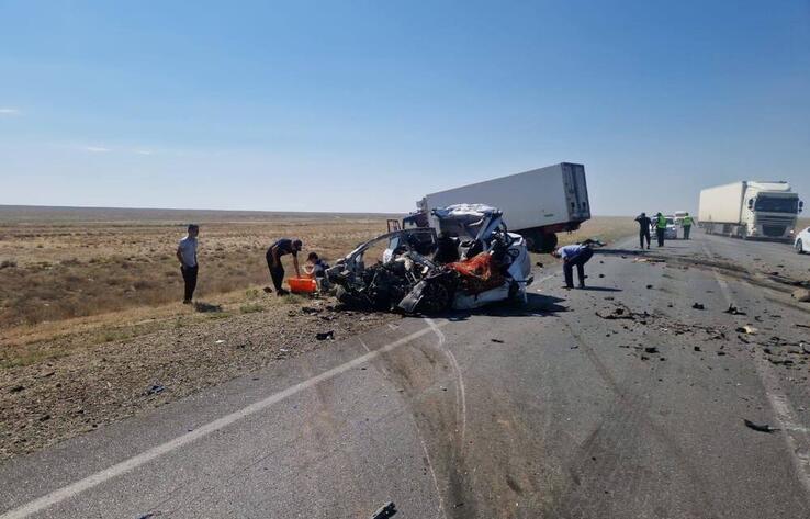 Car-truck collision kills 4 in Aktobe region