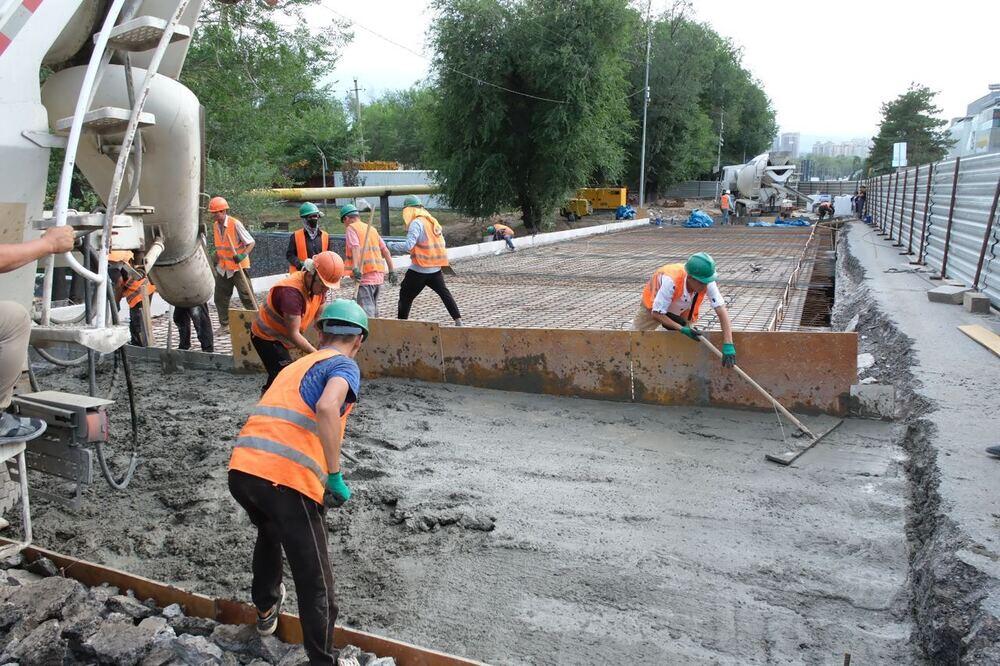 Eight-lane bridge coming across Esentai in Almaty under construction. Images | Akimat of Almaty