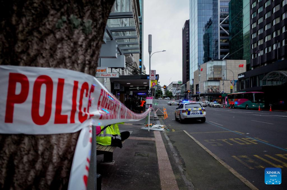 3 dead, 6 injured in "serious" gun incident in Auckland