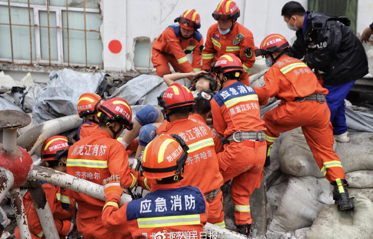 11 dead after gym roof collapses in NE China