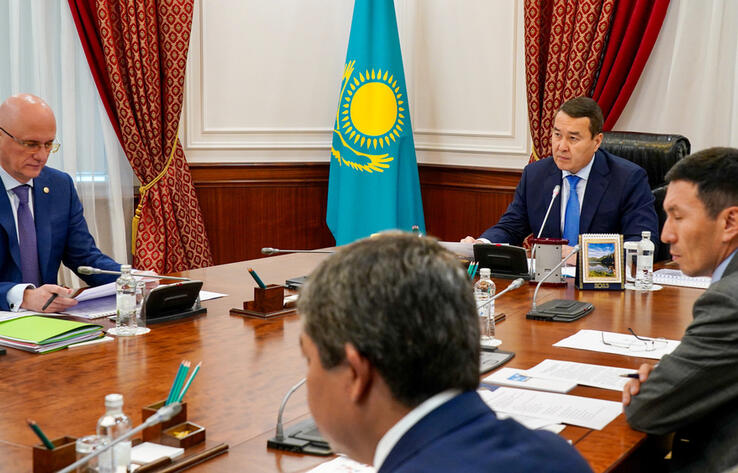 Alikhan Smailov demands acceleration of launching important energy projects in Mangystau region