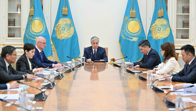 Kazakh President Tokayev holds meeting on Almaty city’s development