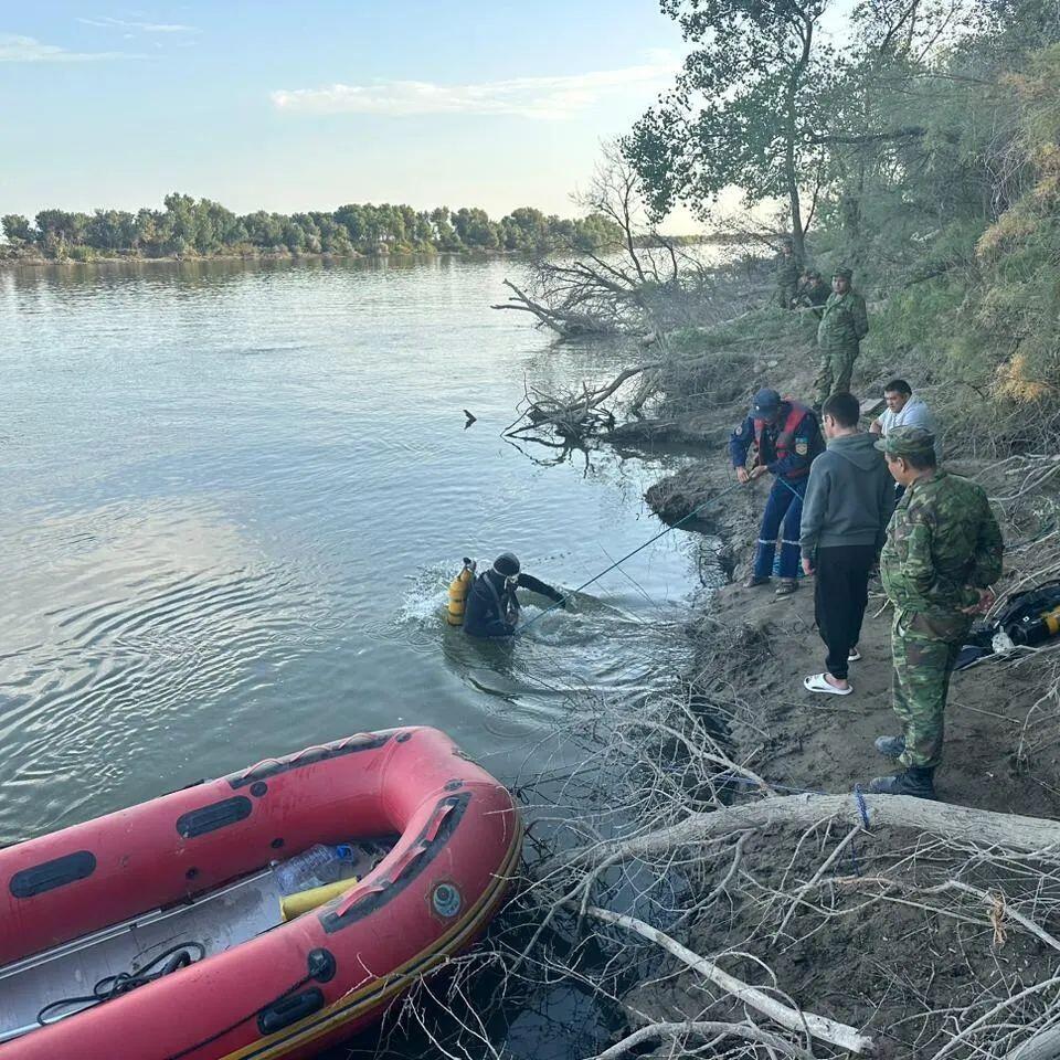 мертвое озеро казахстан утопленники