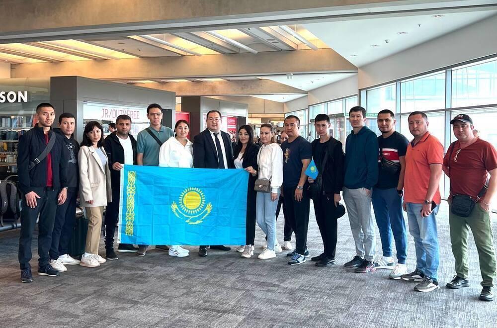 Kazakhstanis on their way home from Israel