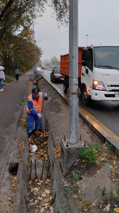 Алматының коммуналдық қызметі күшейтілген режимде жұмыс істеуге көшті 