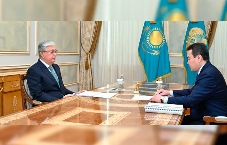 Kazakh President receives PM Smailov