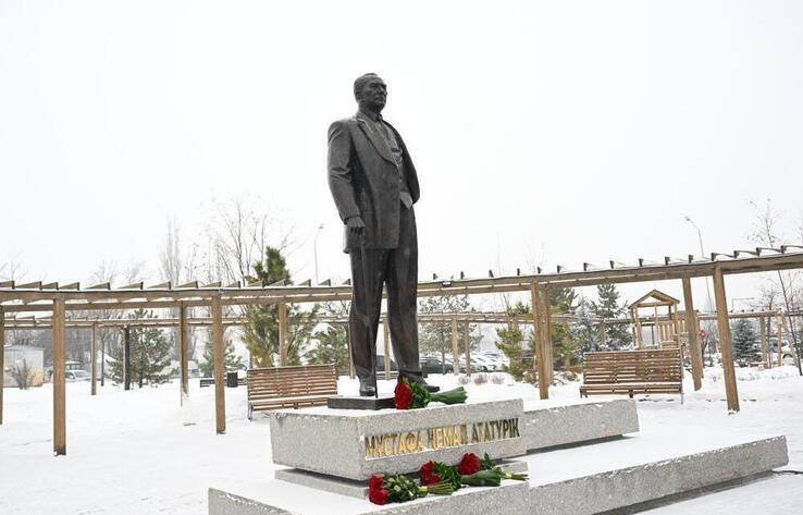 Monument to Mustafa Kemal Ataturk unveiled in Almaty