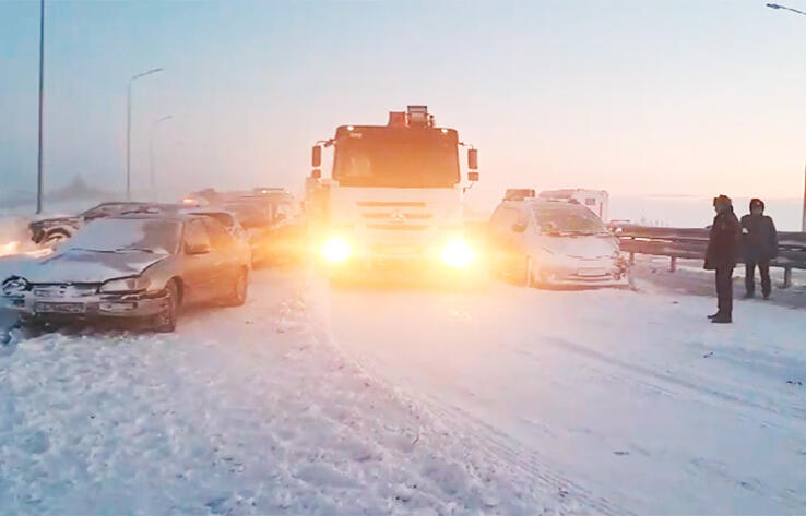 Major collision involving bus and 16 cars occurred near Karaganda