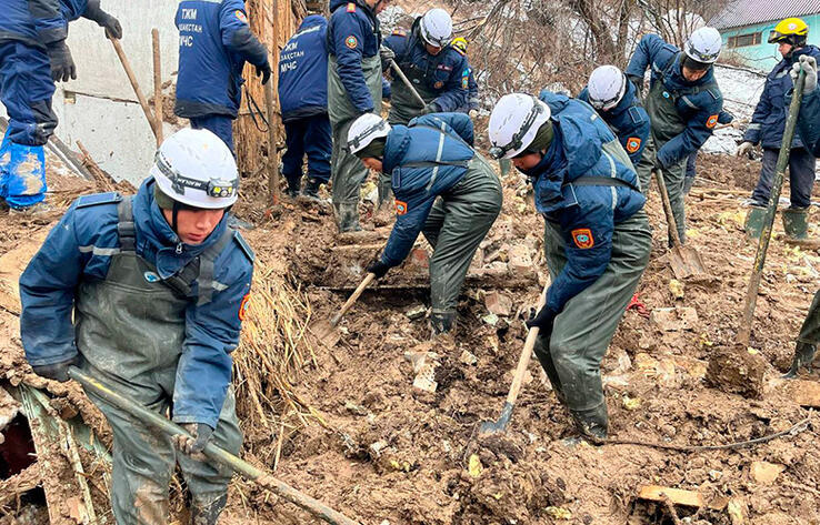 Rescuers find body of 17yo boy trapped in mud slide in Almaty