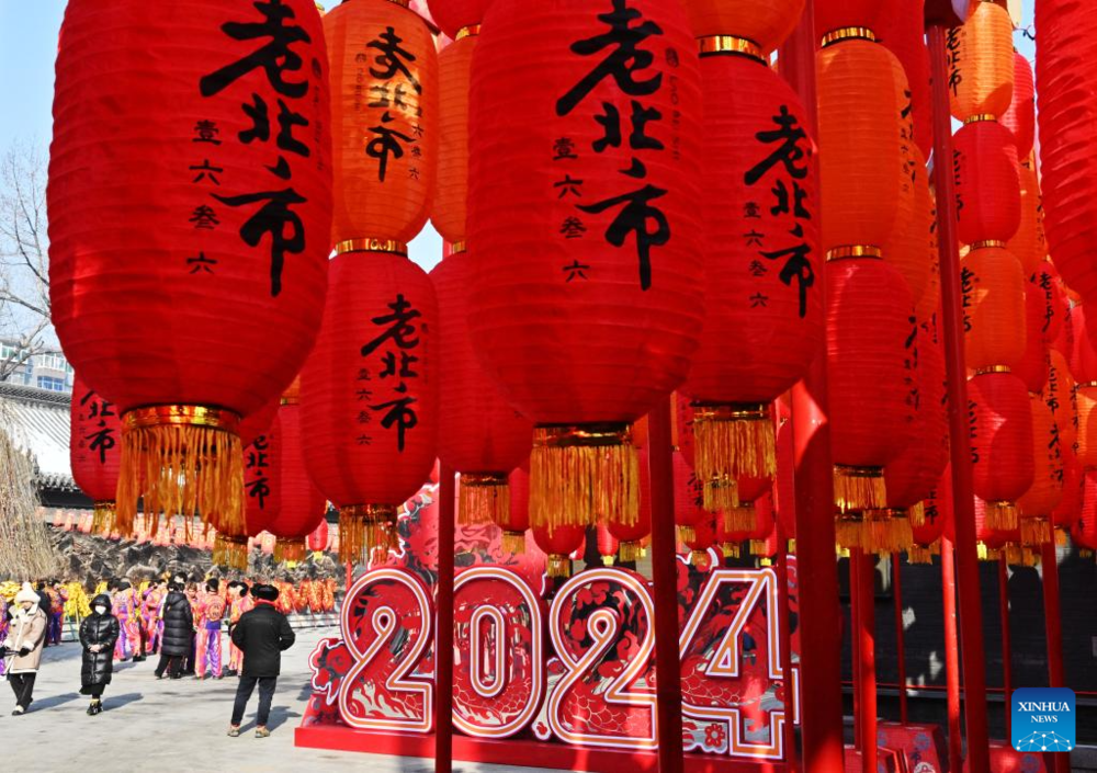 People across China enjoy Spring Festival holiday. Images | Xinhua/Li Gang