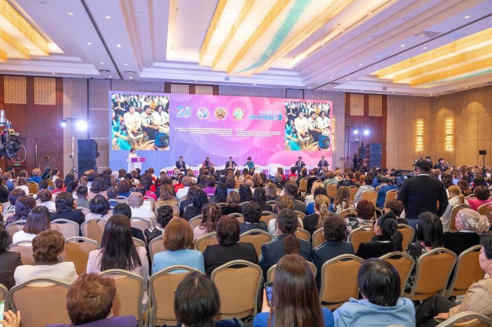 Kazakh President Tokayev addresses Kazakhstani Women’s Forum