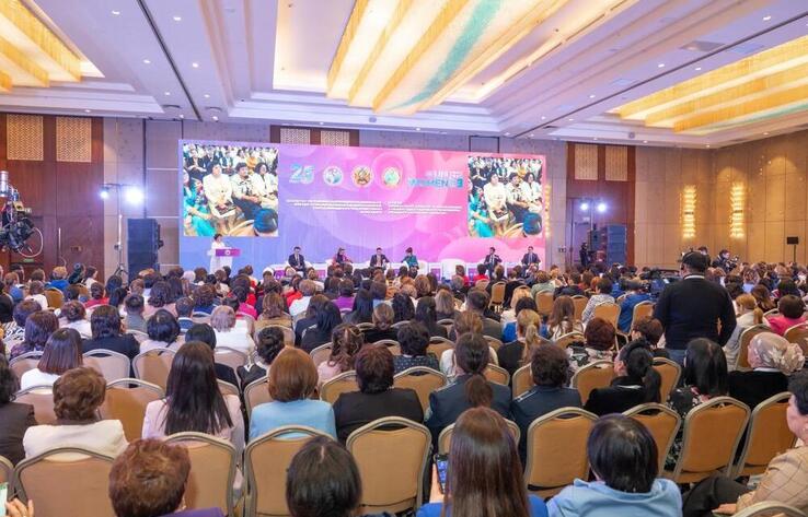 Kazakh President Tokayev addresses Kazakhstani Women’s Forum