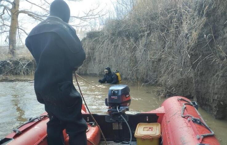 Бөрлі өзенінде суға батқан ер адамдарды іздестірілуде 