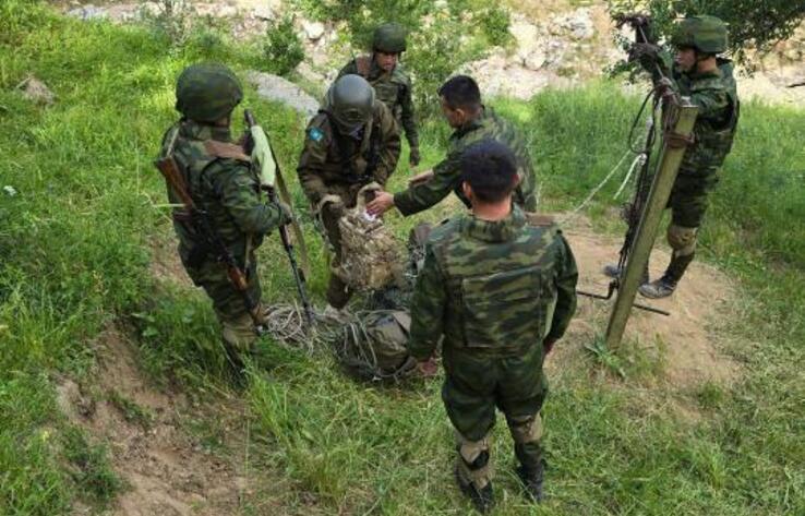 Военные учения "Ирбис-2024" с участием казахстанских десантников проходят в Таджикистане