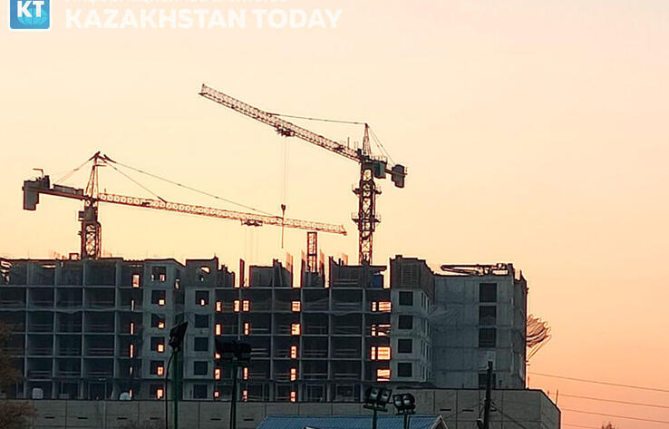 В Алматы почти 100 исков на снос стройобъектов рассматривается судами
