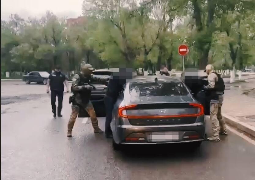 Черных риелторов задержали в Карагандинской области