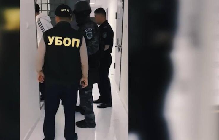 Похищали людей, отбирали имущество: членов ОПГ задержали в Кызылорде