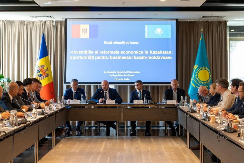 Reforms of Kazakhstan in the Investment and Economic Spheres were Discussed in Chisinau