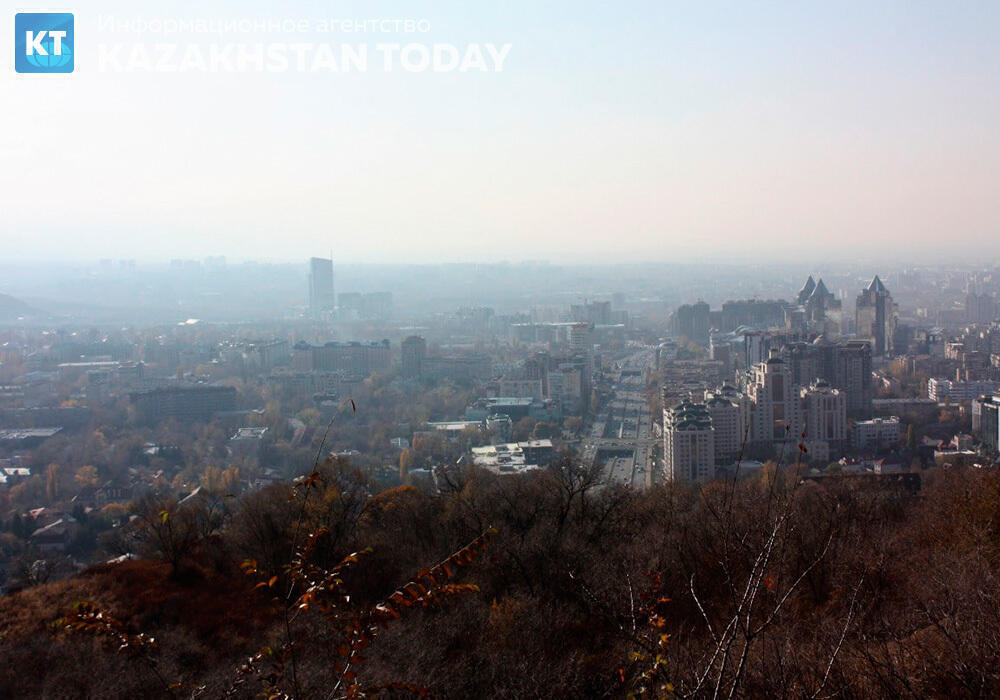 Повышенное загрязнение воздуха в пяти городах Казахстана обещают синоптики