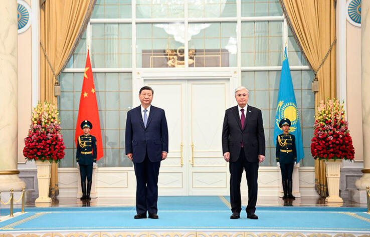 Си Цзиньпин объясняет "сотрудничество" с помощью казахской пословицы