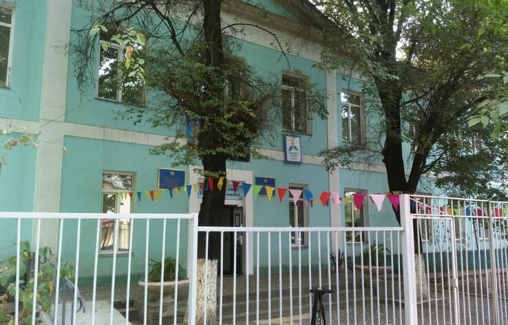 В Алматы сносят историческое здание дома школьников № 2