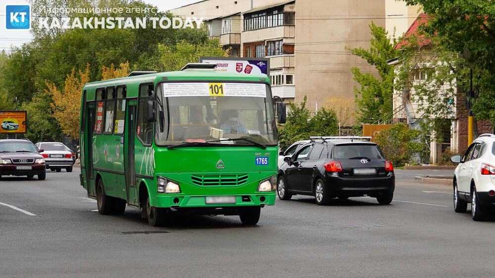 Очередное ДТП с участием автобуса произошло в Алматы