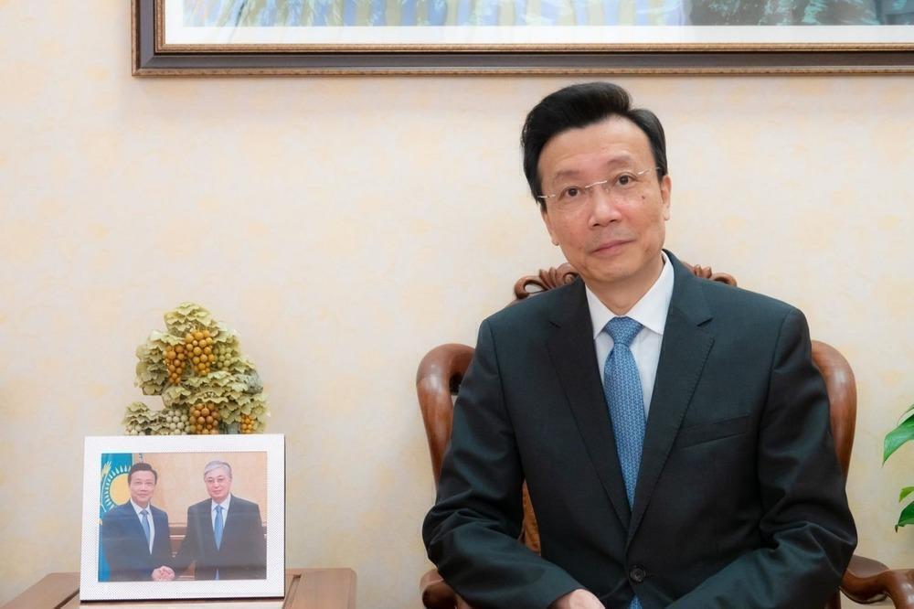 Интервью Чрезвычайного и Полномочного Посла КНР в РК о визите Си Цзиньпина в Казахстан