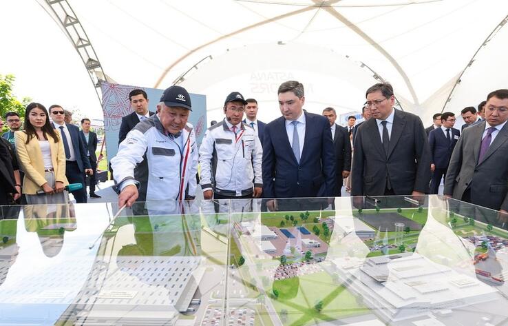 Olzhas Bektenov visits Almaty industrial zone enterprises and instructs to deepen localisation of production