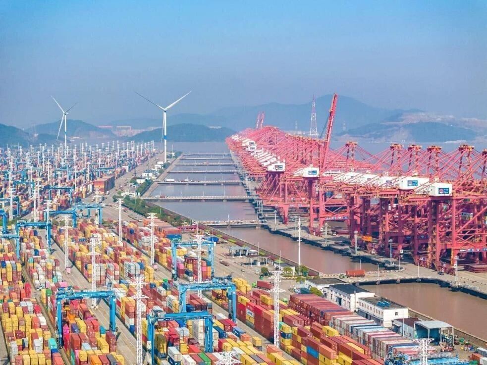 На Китай приходится более 30% объема мировой торговли, осуществляемой морским путем